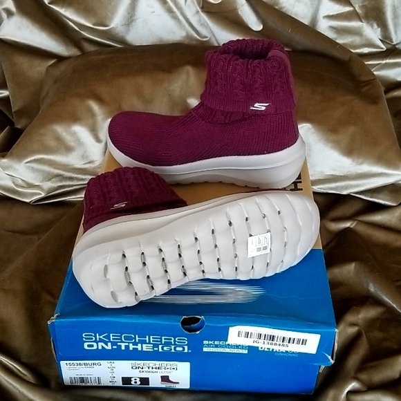 SKETCHERS ON-THE-GO SkyHigh Ultra Air Cooled Goga Mat Knit Bootie Size 8M - Picture 7 of 11